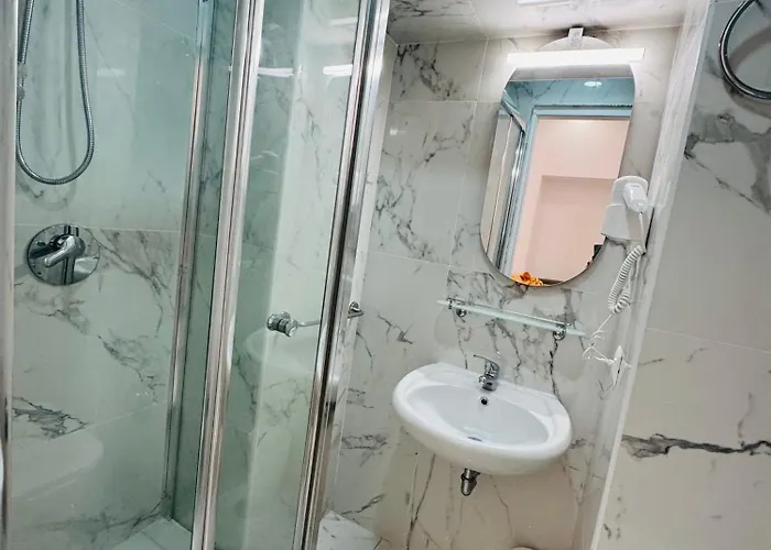 Casa 3*
